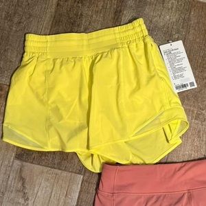 Lululemon hotty hots